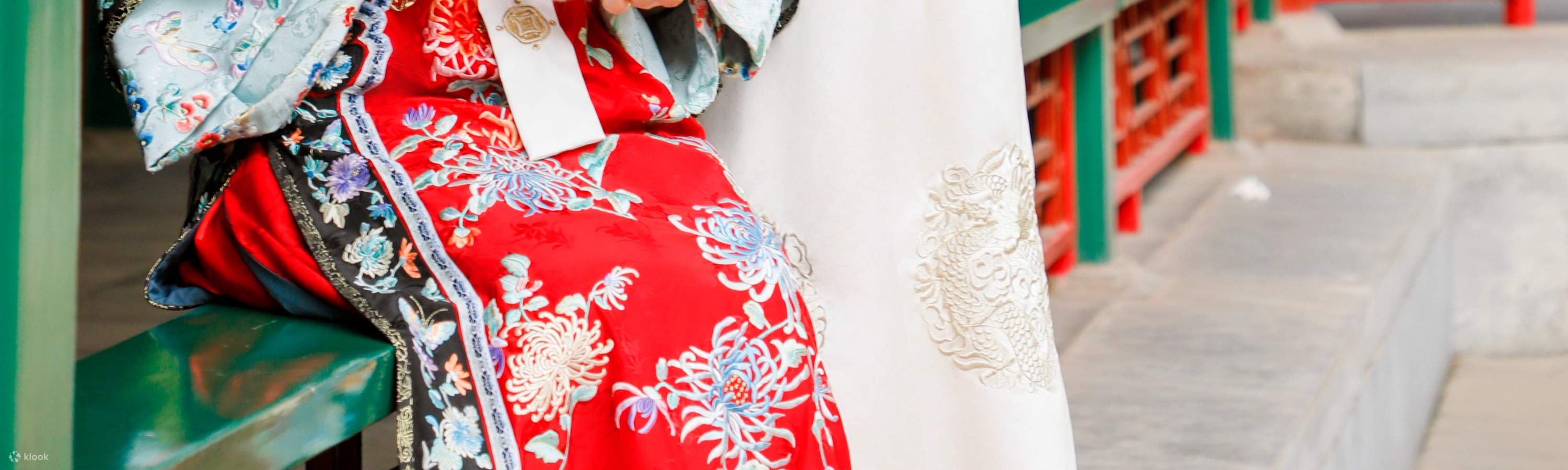 Esperienza di fotografia con costumi antichi a Pechino [Abiti a scelta + Trucco raffinato + Fotografo professionista]